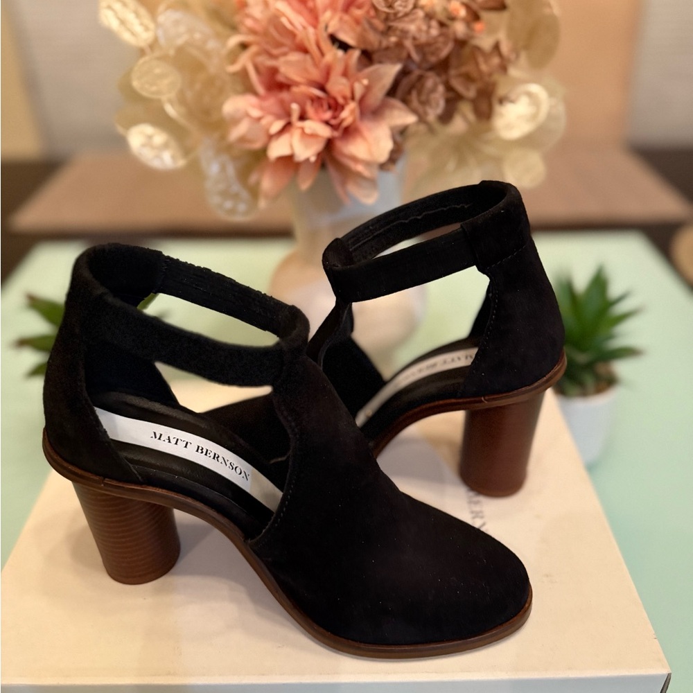 Matt Bernson Black Heeled Boots